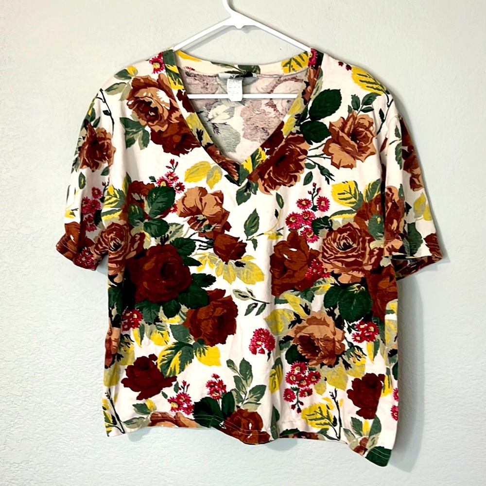 Floral Vintage V Neck Spoiled Girl Shirt 90s M